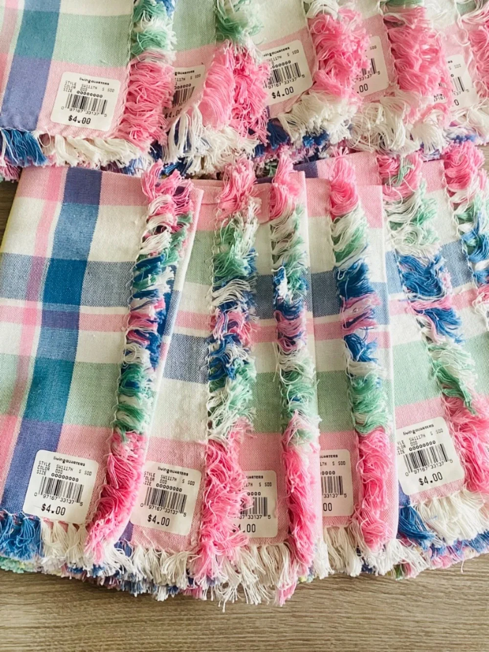 Vintage Living Quarters pastel plaid napkins Lot Of 11 Cotton India Fringed Pink